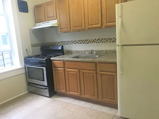 Rented by Gavco Realty Group Inc | media 29