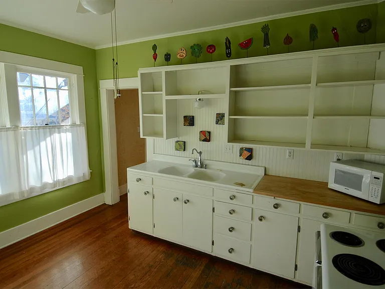 330 N Rollston Ave — Photo 7