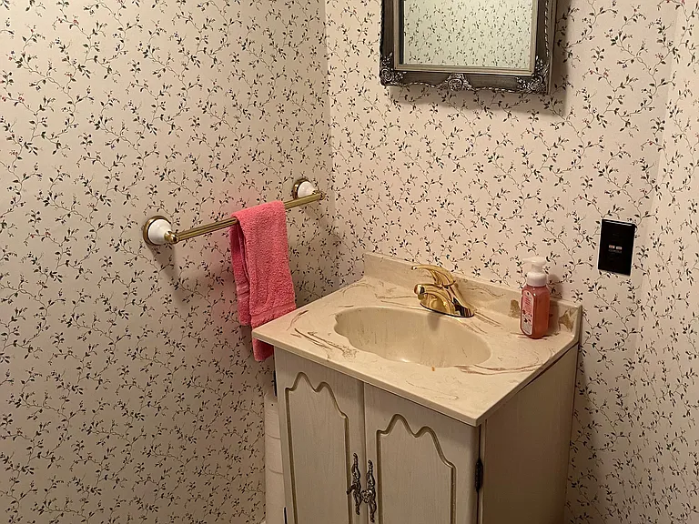 35 Dibiase St — Photo 20