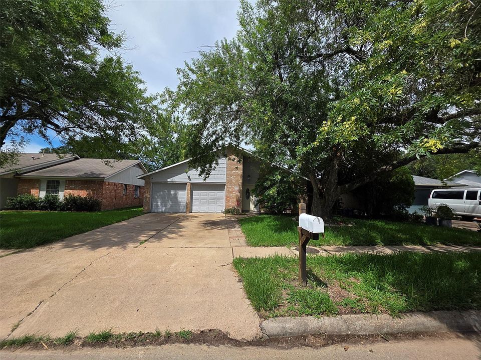 1st image of 1115 Rock Canyon Dr