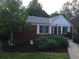 5696 Willow Terrace Dr, Bethel Park, PA 15102