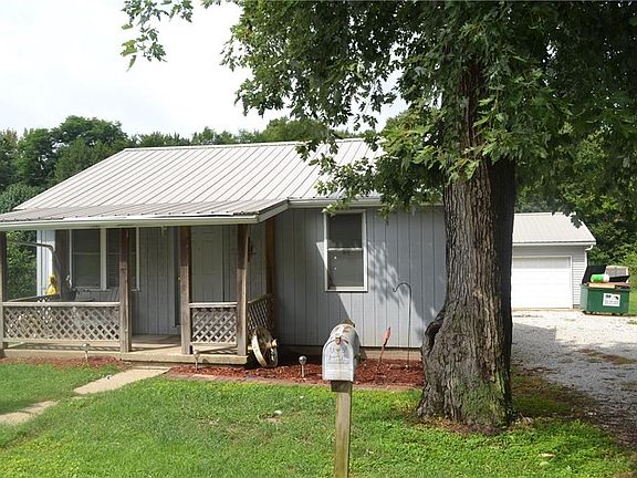 2nd image of 901 Kentucky St