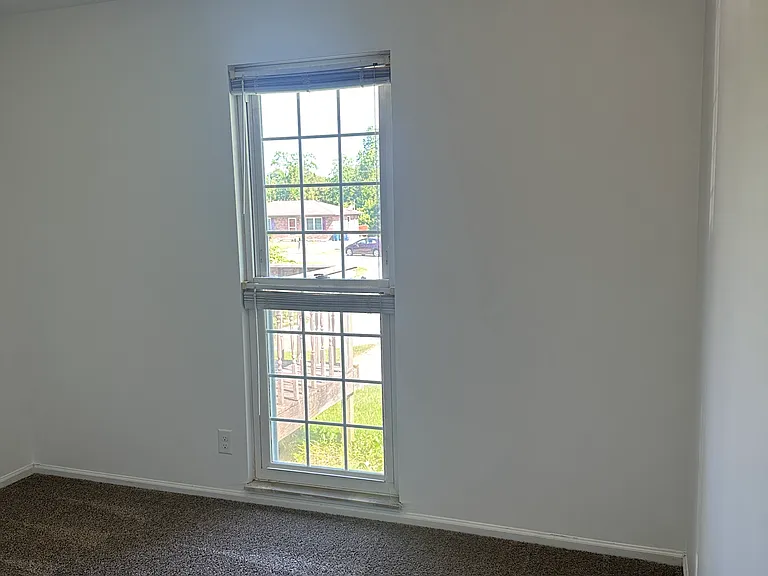 1615 McGuire Ct — Photo 15