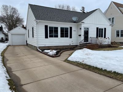 1536 Hoover Avenue, Eau Claire, WI, 54701