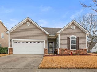 1435 Dairy Glen Dr, Fuquay Varina, NC 27526