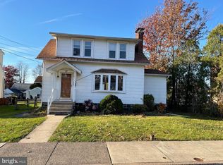 31 W Hamlin Ave, Telford, PA 18969