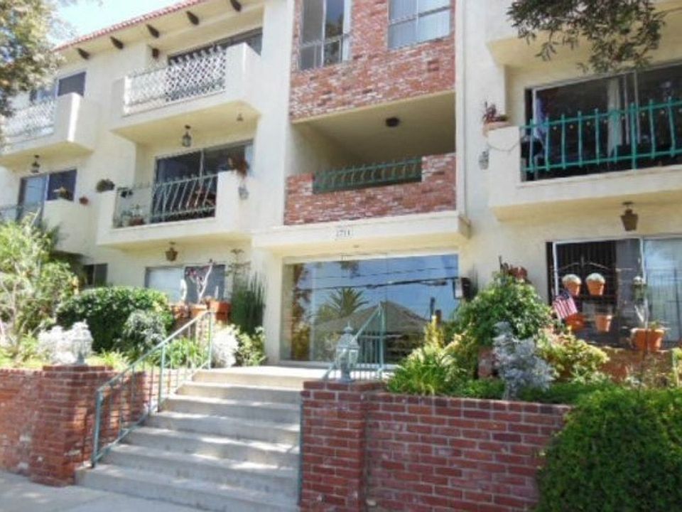 1st image of 2721 6th St APT 109