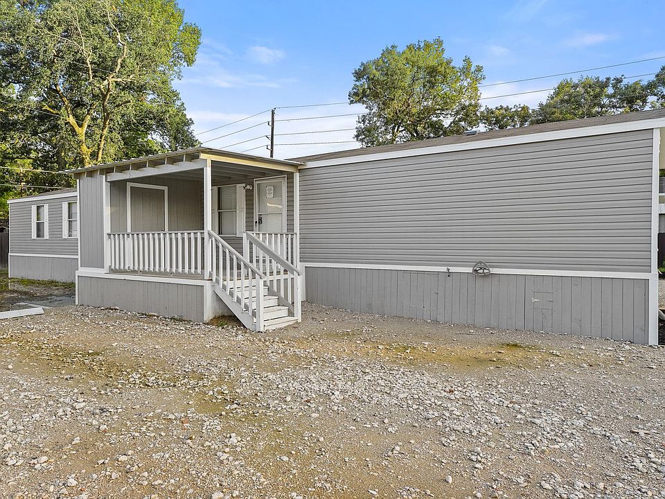 1st image of 20689 N Navasota Dr
