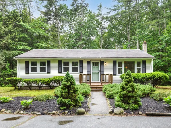 70 Whitten Road, Kennebunk, ME 04043