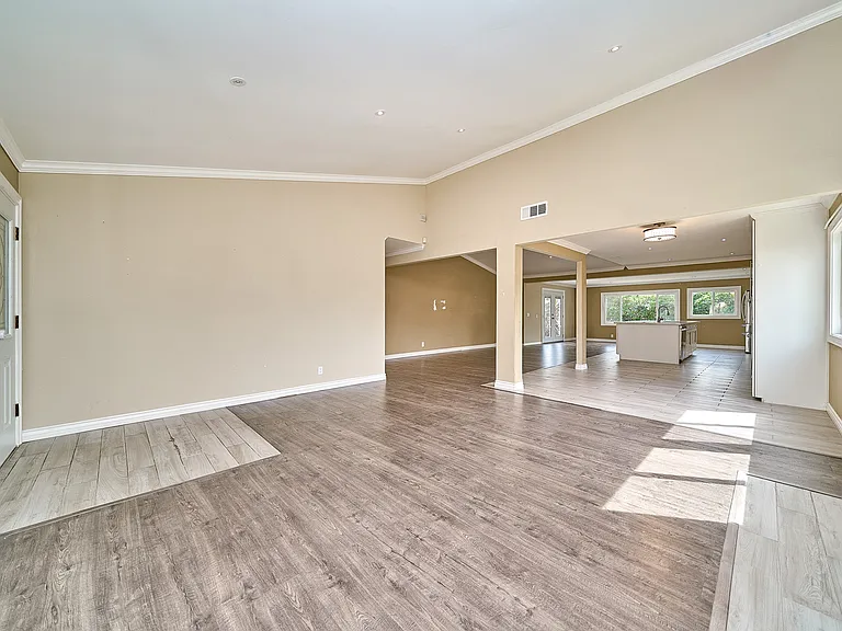 2660 Conata St — Photo 39