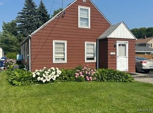 715 83rd St, Niagara Falls, NY 14304