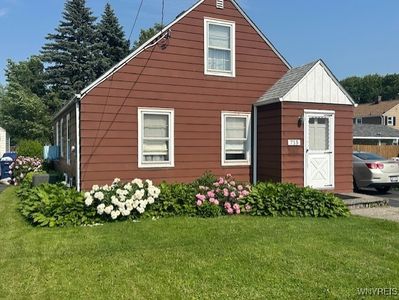 715 83rd St, Niagara Falls, NY, 14304
