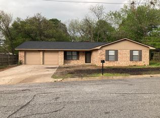 1881 Oak Sq, Canton, TX 75103