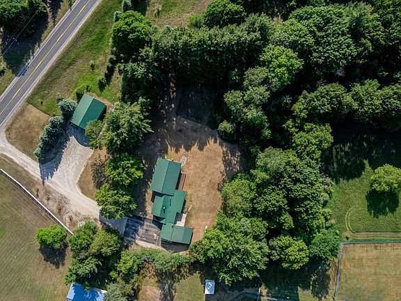 4th image of 4793 E Duck Lake Rd