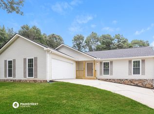 107 Pond Dr, Stockbridge, GA 30281