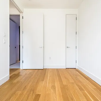 Rented by Nooklyn NYC LLC | media 53