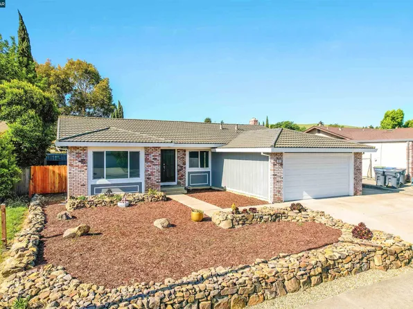 5017 Silverado Dr, Fairfield, CA 94534