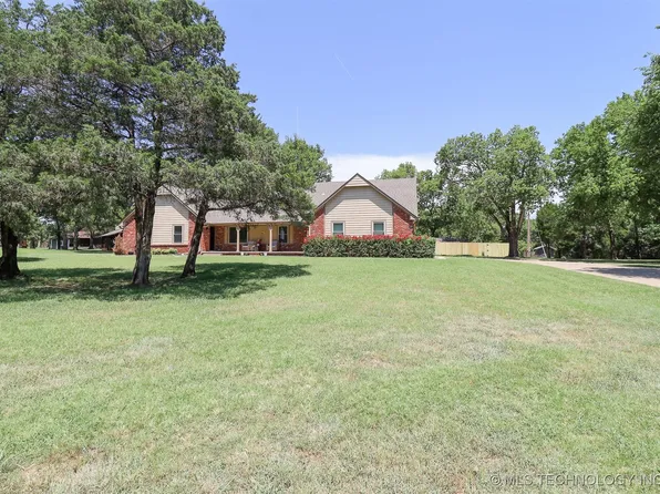 10458 Ashford Ct, Owasso, OK 74055