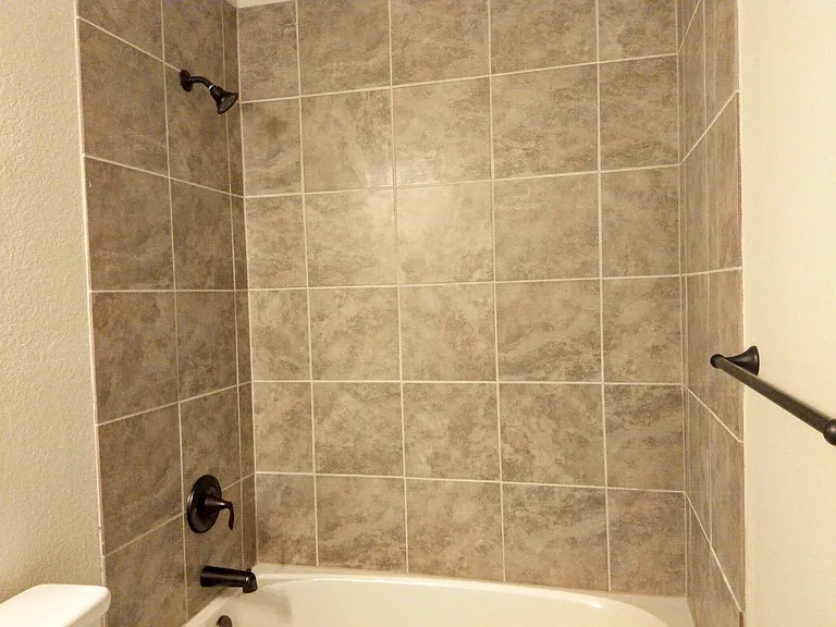 6315 Melanzane Ave #1 — Photo 32