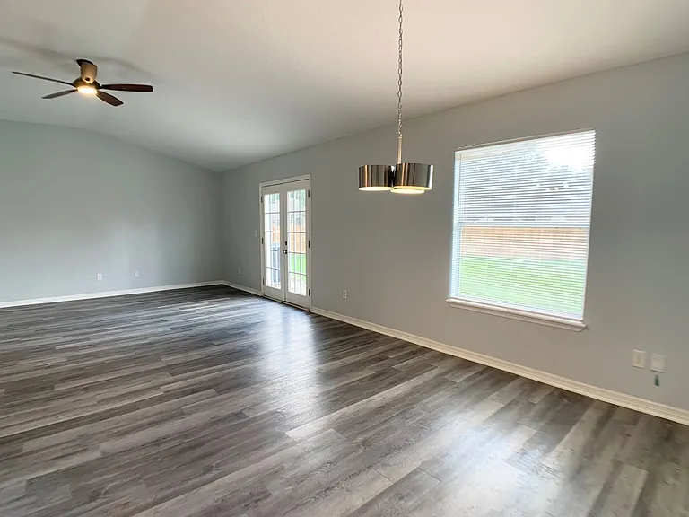 3201 Deer Creek Dr — Photo 18