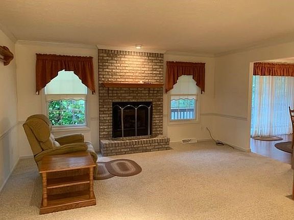 Living Room with Gas Fireplace
