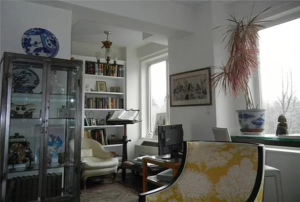 Rented by essential NEW YORK Real Estate | media 8