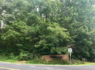 2406 Hunters Crossing Trl, Summerfield, NC 27358