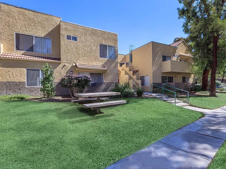 Canyon Country Villas — Photo 16