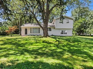 2463 Kinney Ave NW, Grand Rapids, MI 49534
