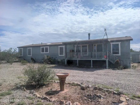 1205 N San Joaquin Rd, Tucson, AZ 85743