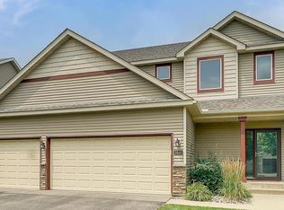 2840 Hawk Ridge Rd NW, Prior Lake, MN 55372