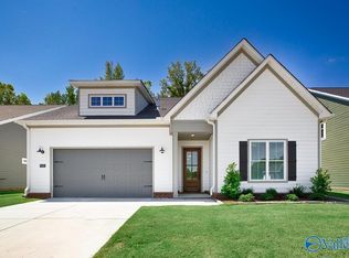 6218 Pembrook Pond Pl, Owens X Rds, AL 35763