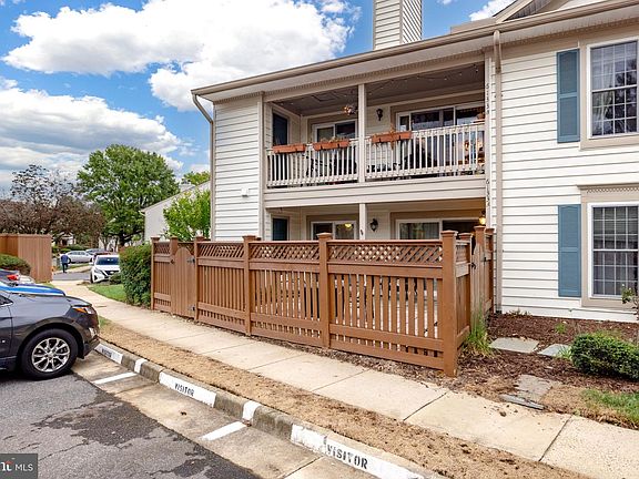 2nd image of 6133 Essex House Sq