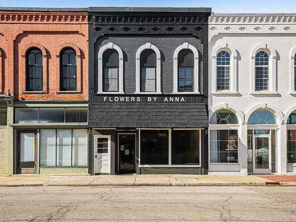 111 Commercial St, Dowagiac, MI 49047
