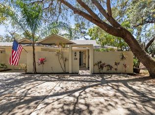 110 Parkside Colony Dr, Tarpon Springs, FL 34689