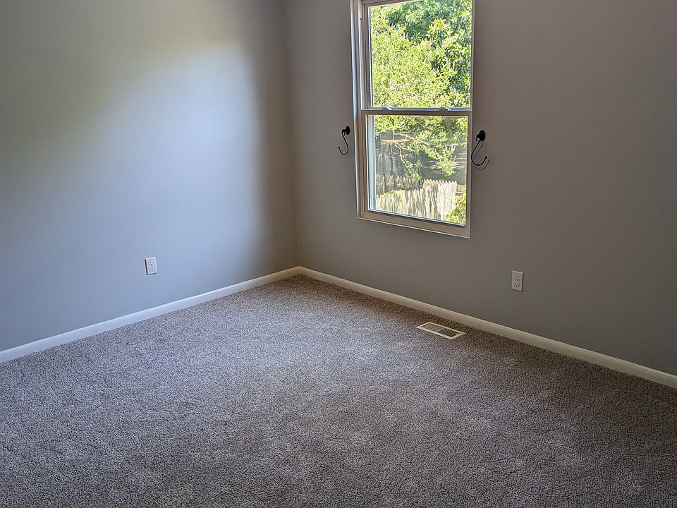 1st image of 1335 River Birch Run S