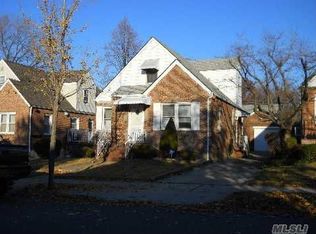 5635 203rd St, Bayside, NY 11364
