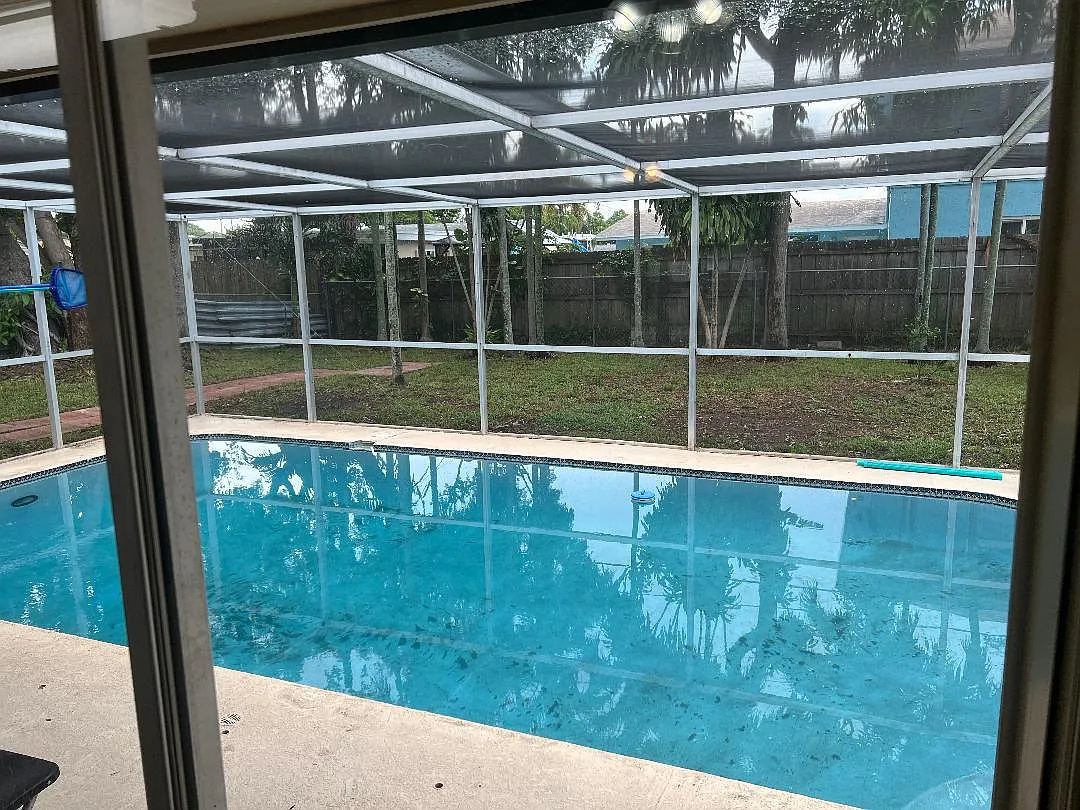 3 bed, 1168 sqft, $2,800 — Photo 2