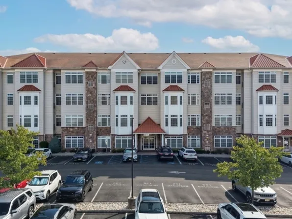 102 E Elizabeth Ave #309, Linden City, NJ 07036