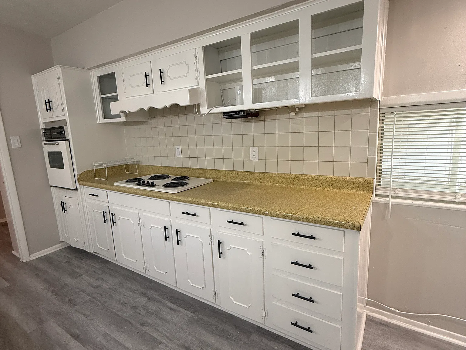 3 bed, 1661 sqft, $2,400 — Photo 4