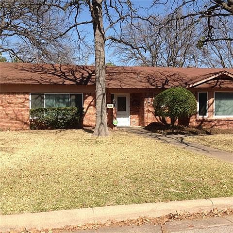 1st image of 7329 Madeira Dr