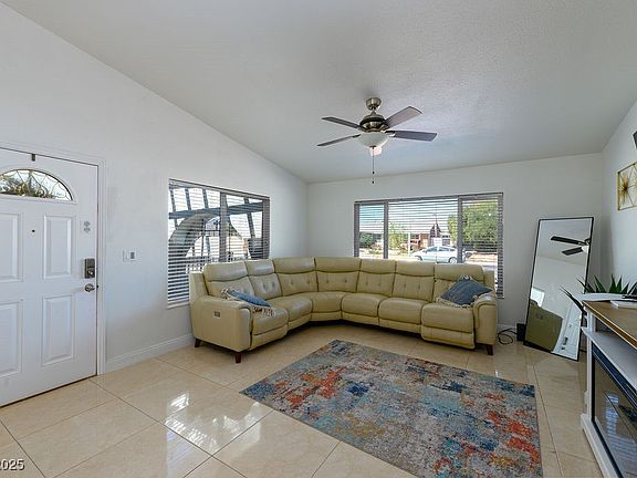 5th image of 6149 Vista Verde
