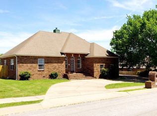 605 Roselawn St, Siloam Springs, AR 72761