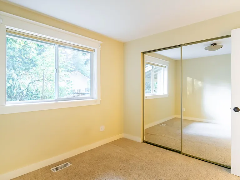 12840 NE 88th St — Photo 50