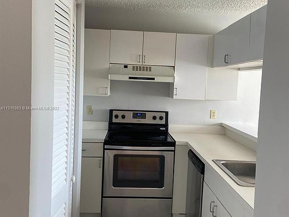 5th image of 8203 Glenmoor Dr
