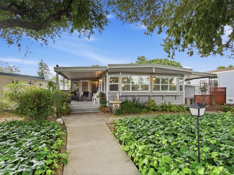 1st image of 65 Palomar Real #65