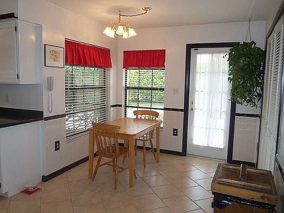 2nd image of 3837 Salmon Dr