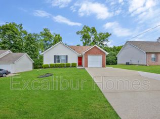 1304 Lyndsey Ridge Dr, La Vergne, TN 37086