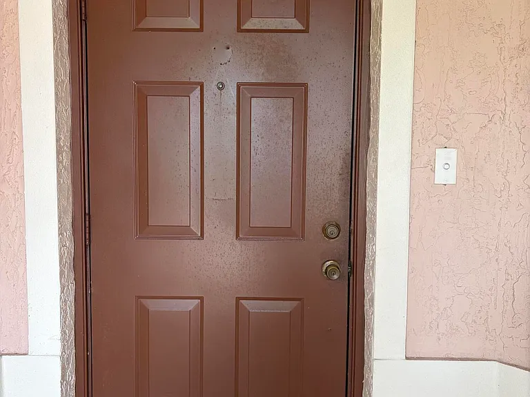 10632 Lake Shore Dr — Photo 3