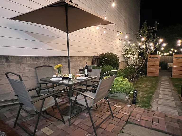 939 Oak St — Photo 21